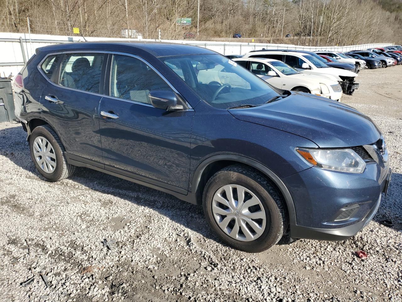 Photo 3 VIN: KNMAT2MV6FP518868 - NISSAN ROGUE 