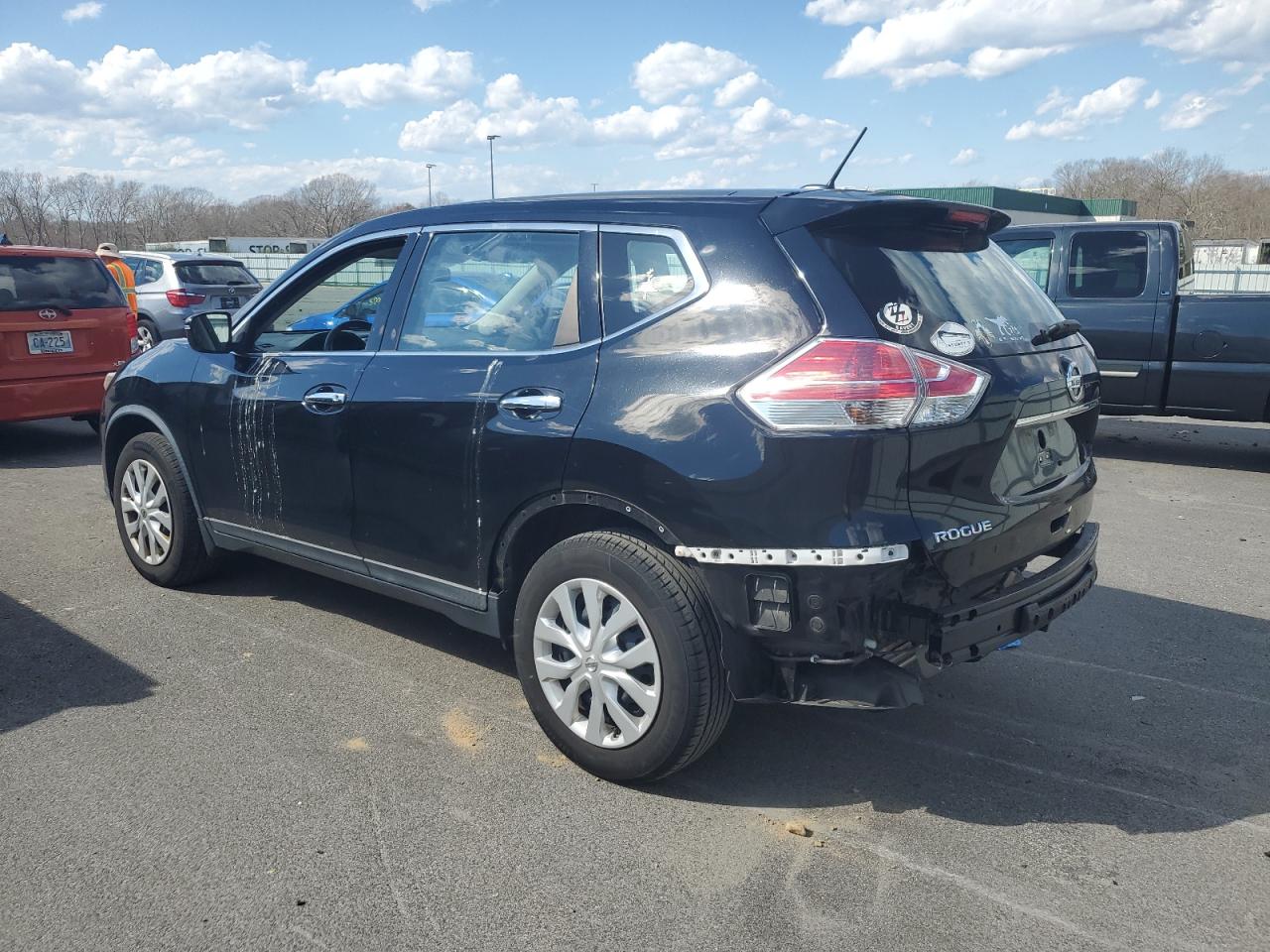 Photo 1 VIN: KNMAT2MV6FP581422 - NISSAN ROGUE 