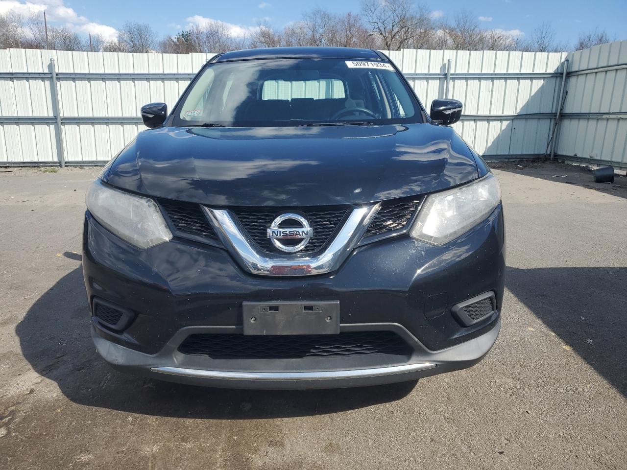 Photo 4 VIN: KNMAT2MV6FP581422 - NISSAN ROGUE 