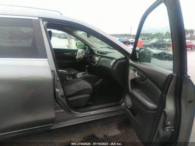 Photo 4 VIN: KNMAT2MV6GP646562 - NISSAN ROGUE 