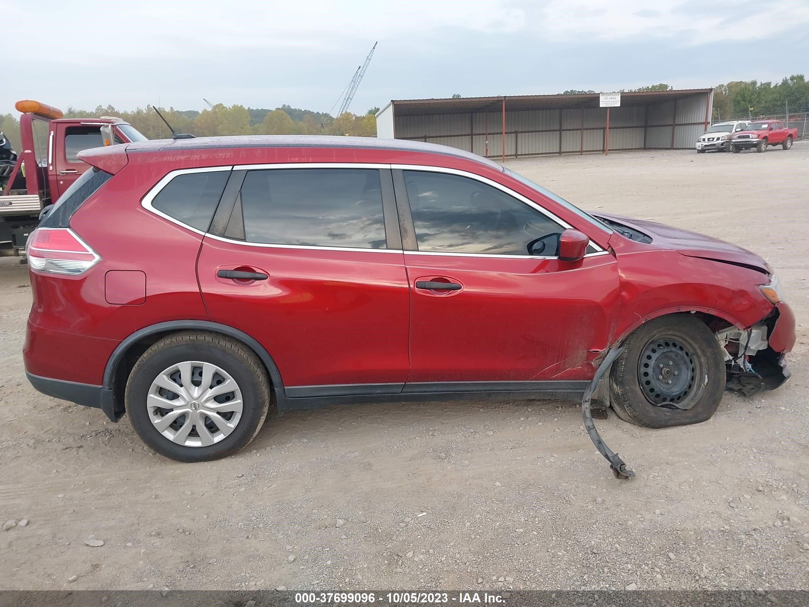 Photo 11 VIN: KNMAT2MV6GP717002 - NISSAN ROGUE 