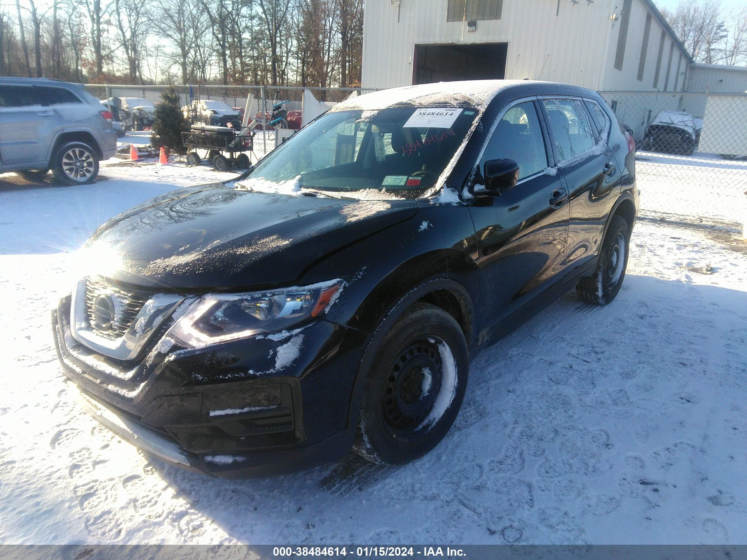 Photo 1 VIN: KNMAT2MV6JP553130 - NISSAN ROGUE 