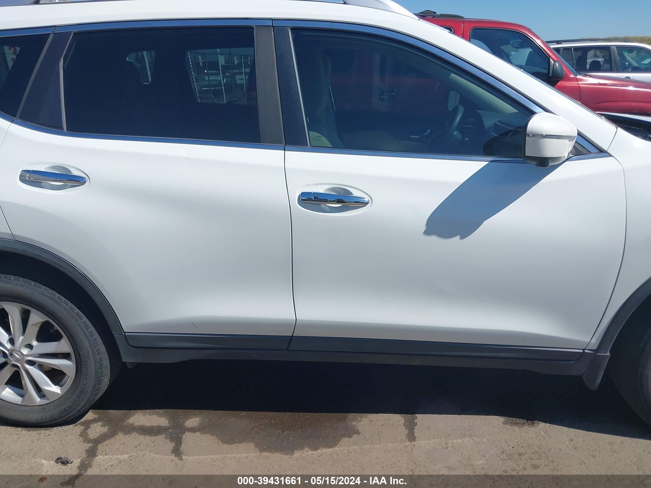 Photo 12 VIN: KNMAT2MV7GP620133 - NISSAN ROGUE 