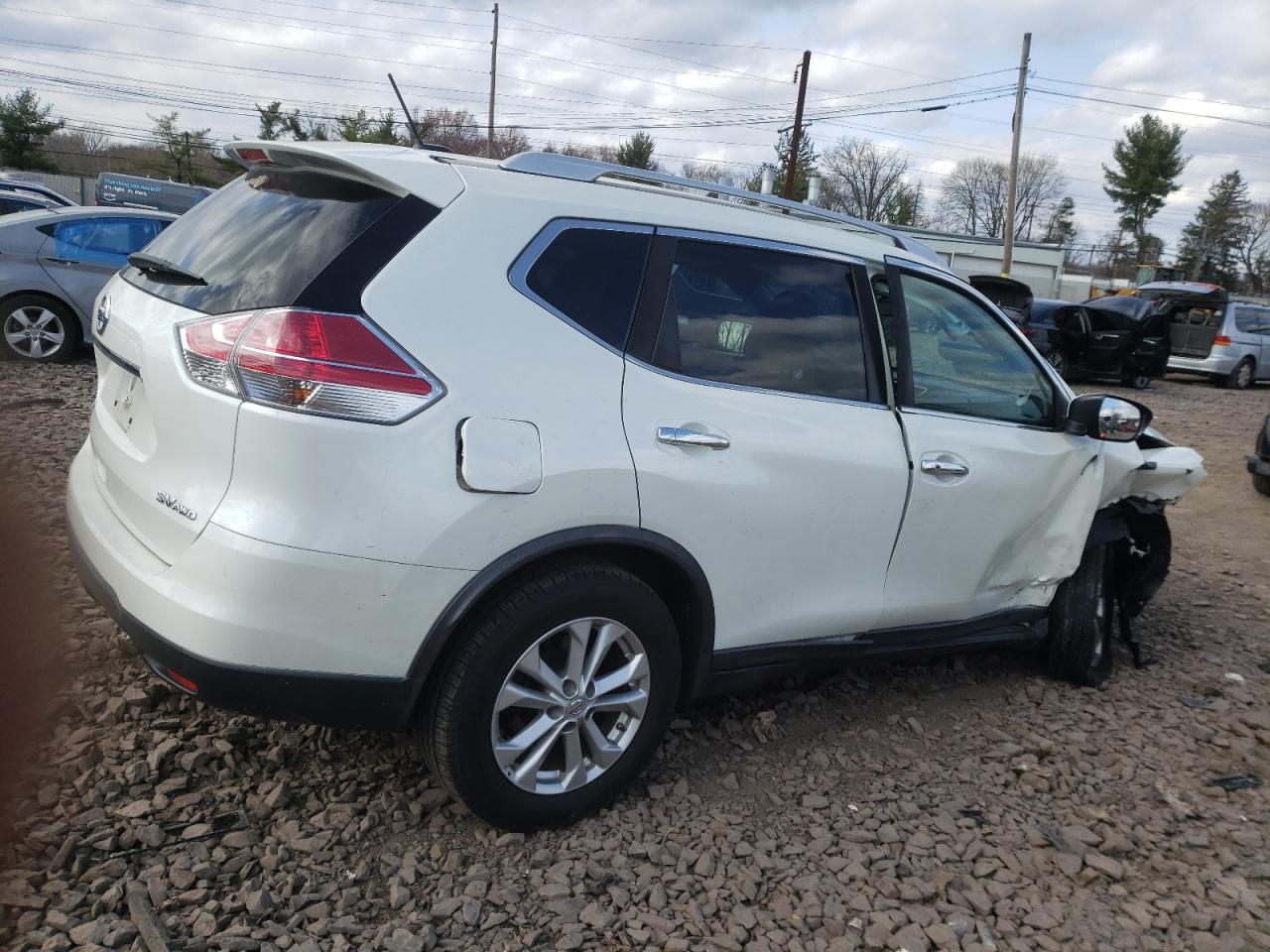 Photo 2 VIN: KNMAT2MV7GP657683 - NISSAN ROGUE 