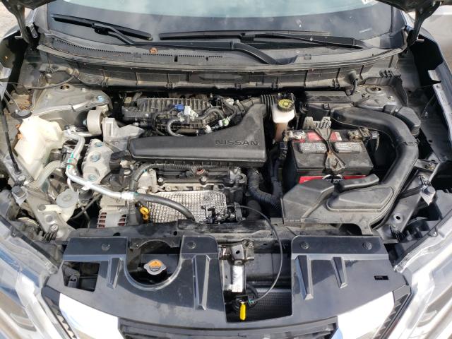 Photo 6 VIN: KNMAT2MV7HP618660 - NISSAN ROGUE S 