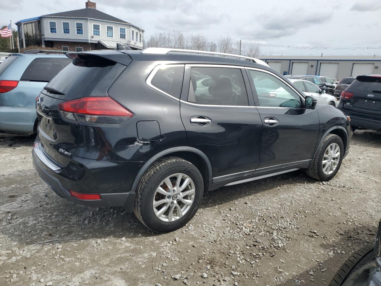 Photo 2 VIN: KNMAT2MV7JP586394 - NISSAN ROGUE 