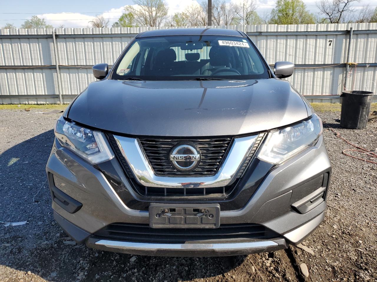 Photo 4 VIN: KNMAT2MV7JP607924 - NISSAN ROGUE 