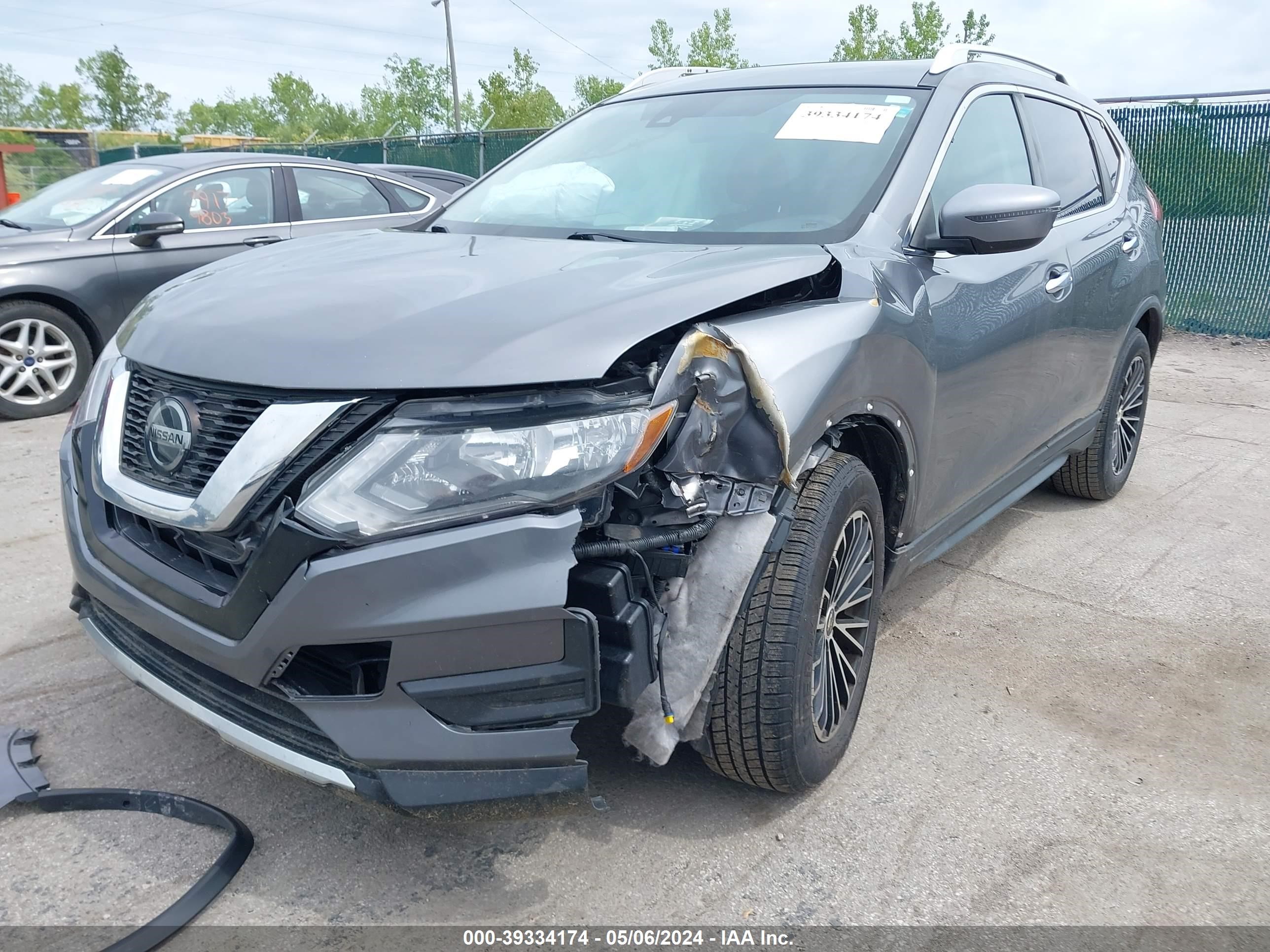 Photo 5 VIN: KNMAT2MV7KP519019 - NISSAN ROGUE 