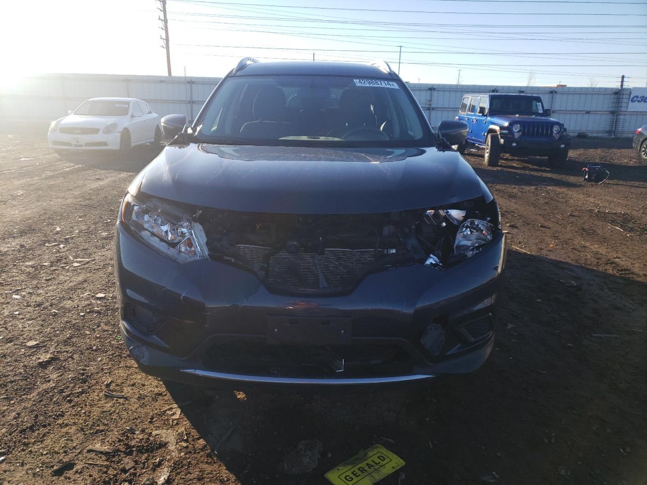 Photo 4 VIN: KNMAT2MV8GP625633 - NISSAN ROGUE 