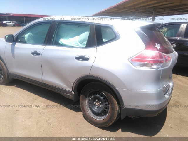 Photo 5 VIN: KNMAT2MV8GP645302 - NISSAN ROGUE 