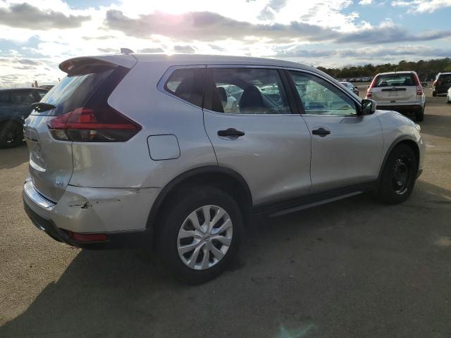 Photo 2 VIN: KNMAT2MV8JP570575 - NISSAN ROGUE S 