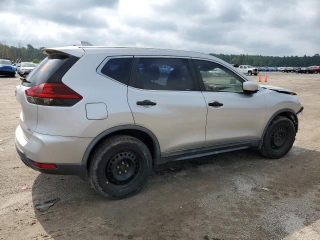 Photo 2 VIN: KNMAT2MV8JP588204 - NISSAN ROGUE S 