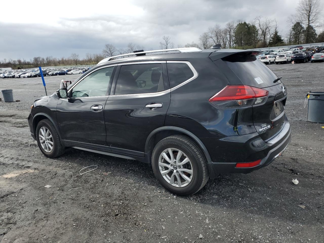 Photo 1 VIN: KNMAT2MV8JP613781 - NISSAN ROGUE 