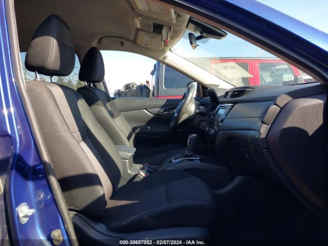 Photo 4 VIN: KNMAT2MV8KP517442 - NISSAN ROGUE 