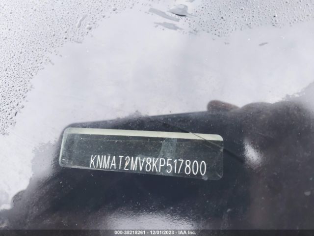 Photo 8 VIN: KNMAT2MV8KP517800 - NISSAN ROGUE 