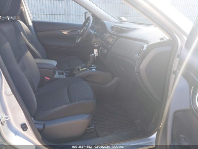 Photo 4 VIN: KNMAT2MV8LP509892 - NISSAN ROGUE 