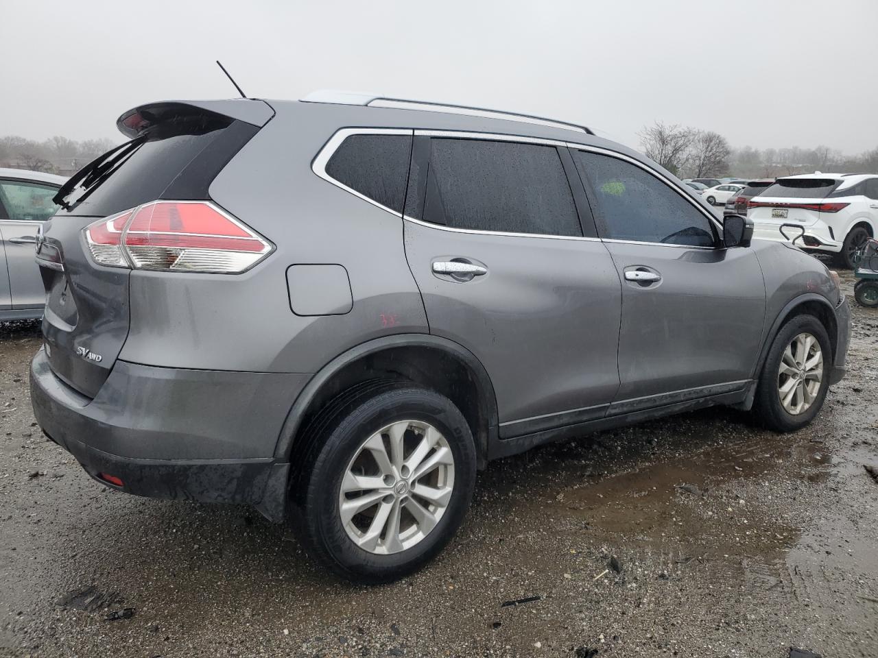 Photo 2 VIN: KNMAT2MV9GP659435 - NISSAN ROGUE 