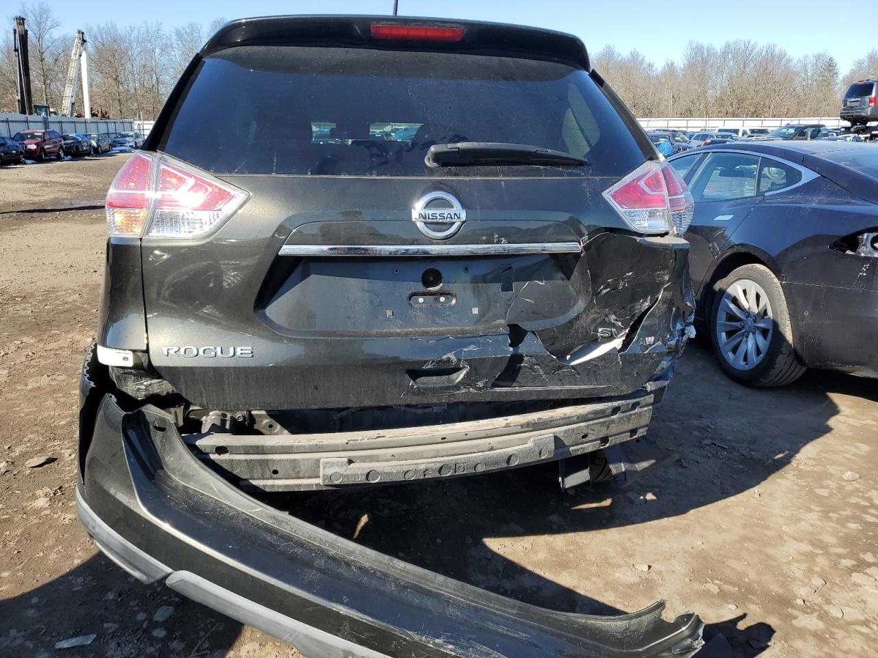 Photo 5 VIN: KNMAT2MV9GP676378 - NISSAN ROGUE 