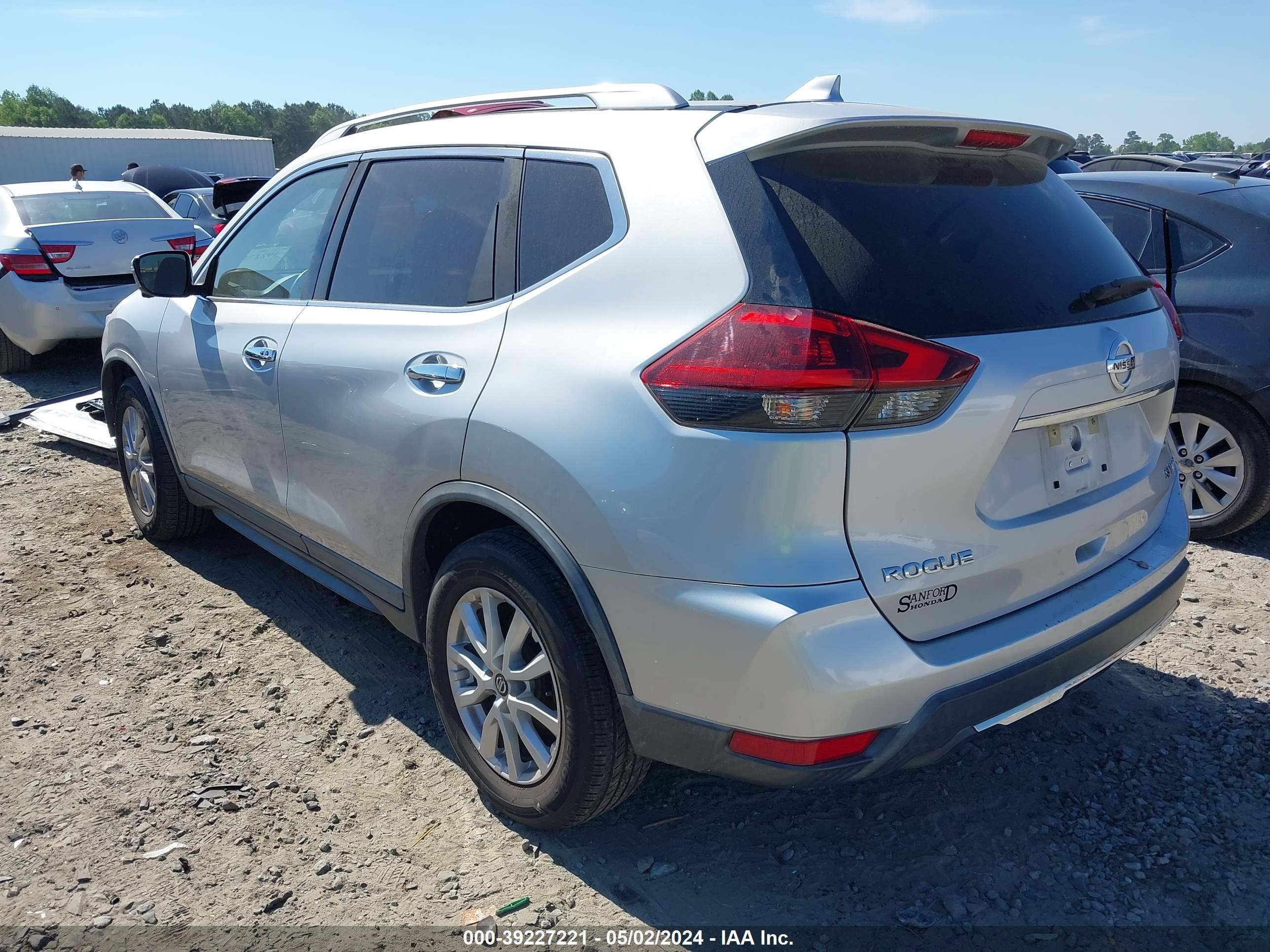 Photo 2 VIN: KNMAT2MV9JP518775 - NISSAN ROGUE 