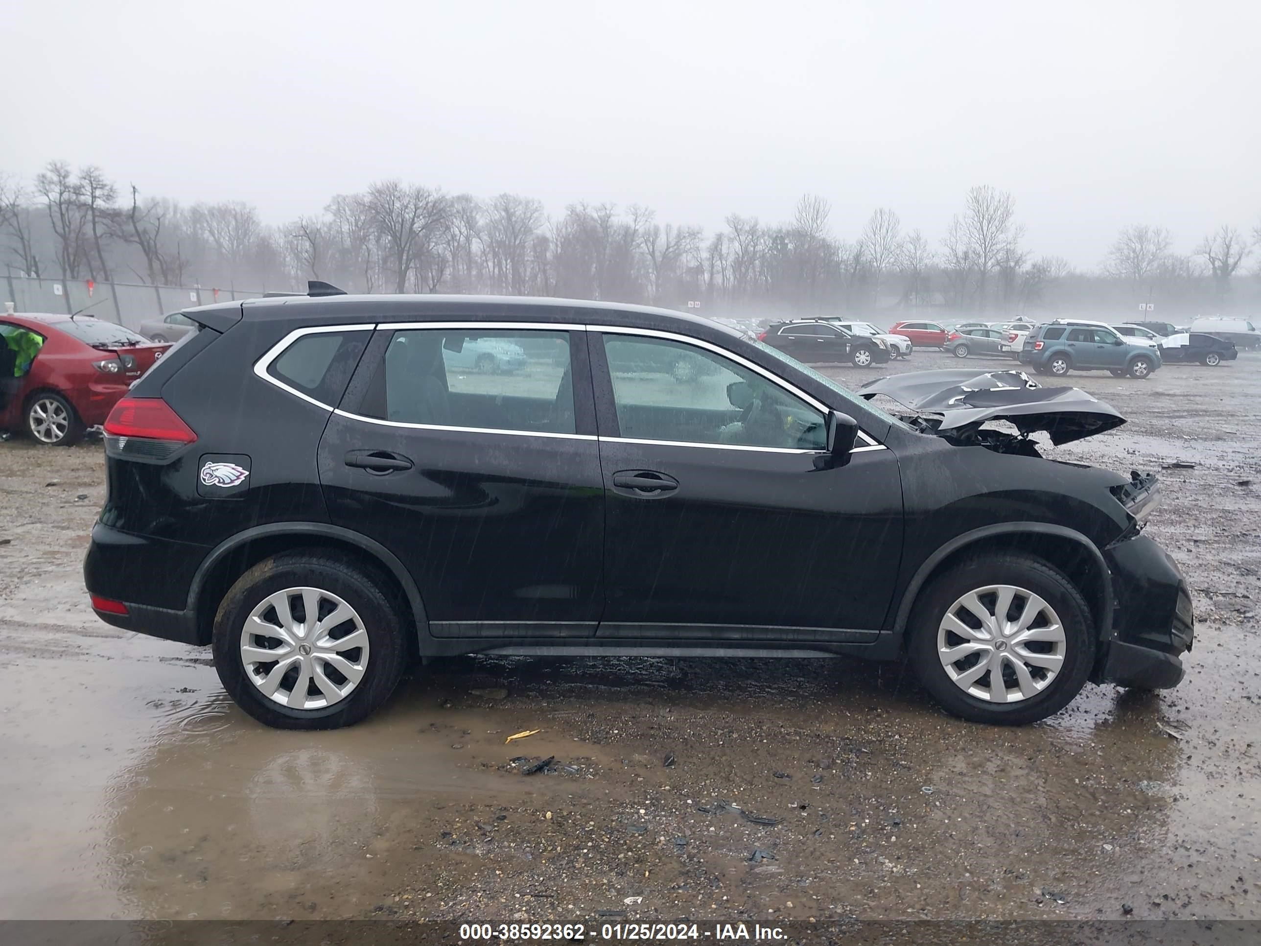 Photo 12 VIN: KNMAT2MV9JP563053 - NISSAN ROGUE 