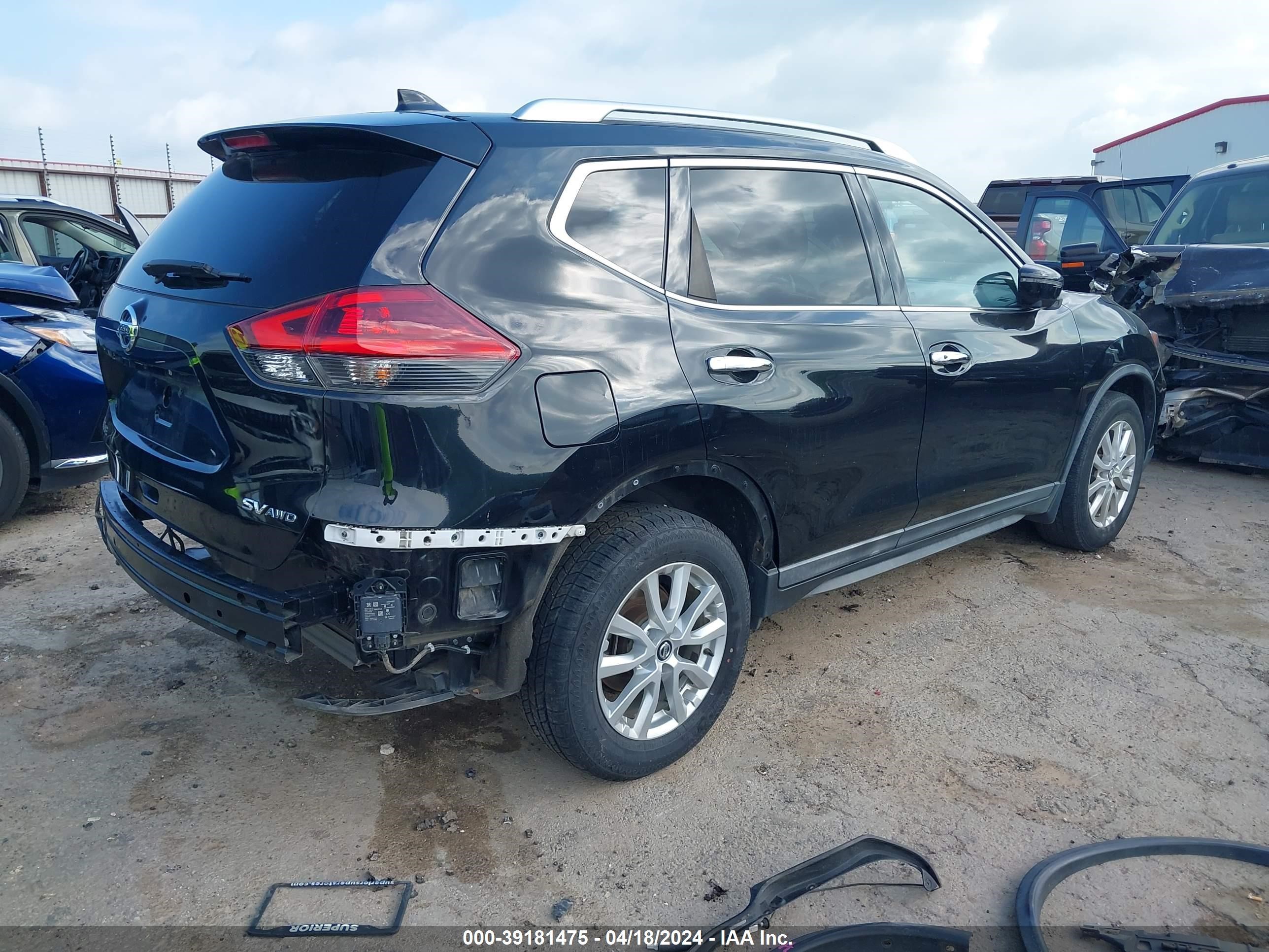 Photo 3 VIN: KNMAT2MV9JP586655 - NISSAN ROGUE 