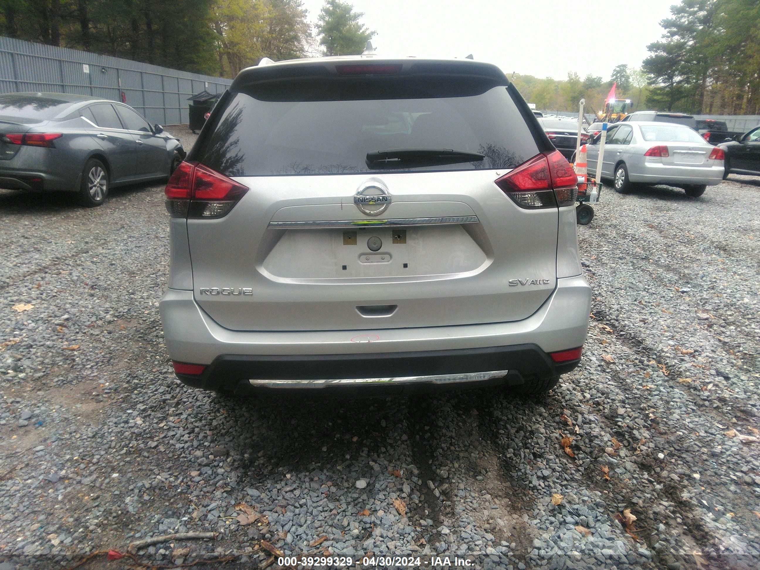 Photo 16 VIN: KNMAT2MV9JP610422 - NISSAN ROGUE 