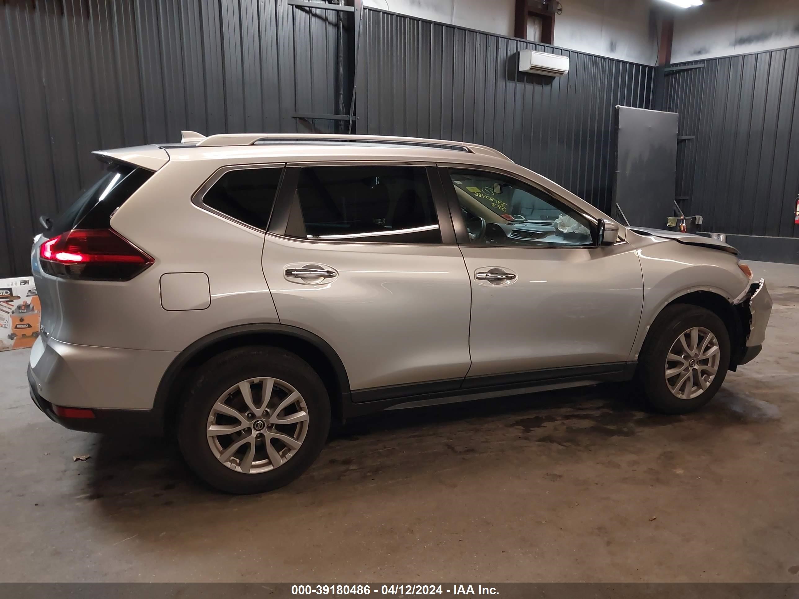 Photo 12 VIN: KNMAT2MV9KP550143 - NISSAN ROGUE 