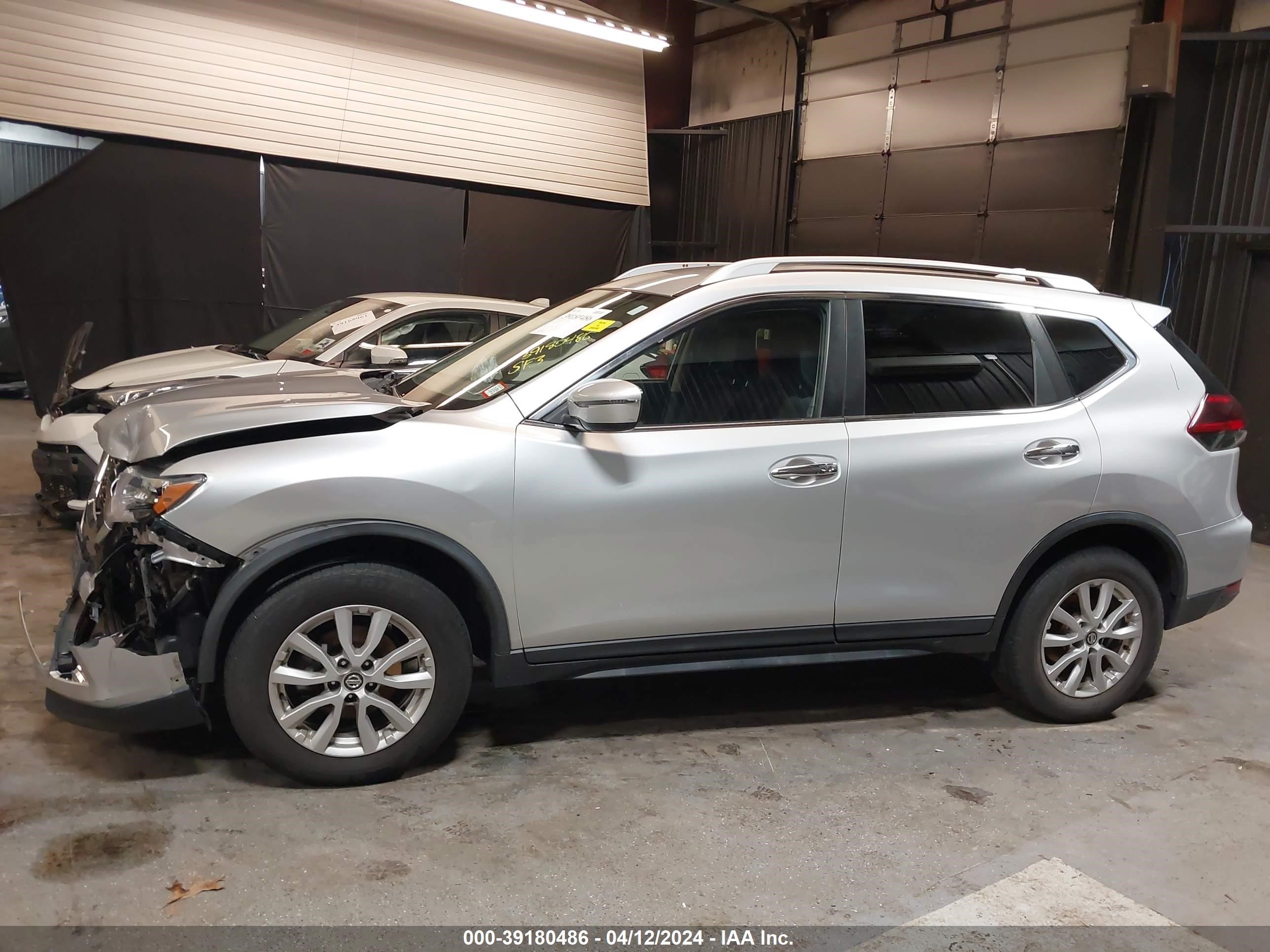 Photo 13 VIN: KNMAT2MV9KP550143 - NISSAN ROGUE 