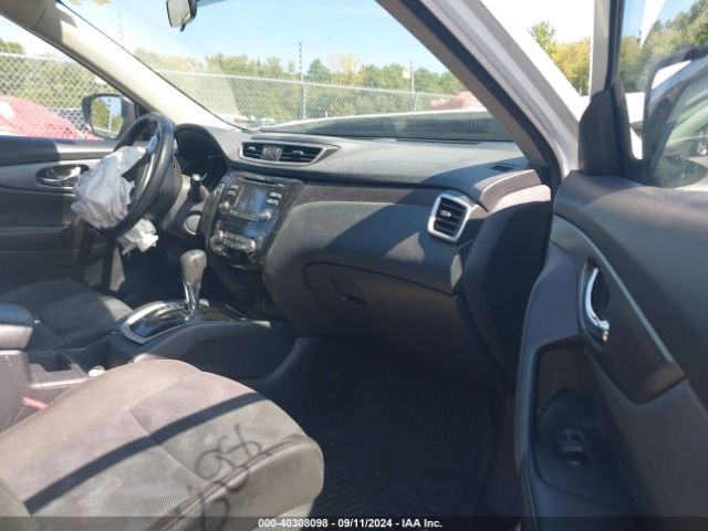 Photo 4 VIN: KNMAT2MVXFP574621 - NISSAN ROGUE 