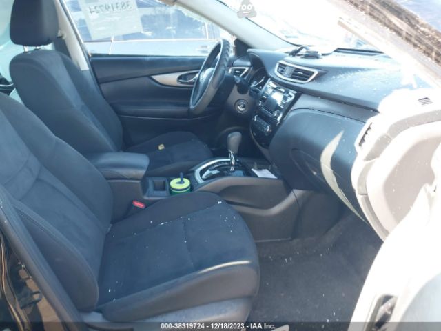 Photo 4 VIN: KNMAT2MVXFP581116 - NISSAN ROGUE 