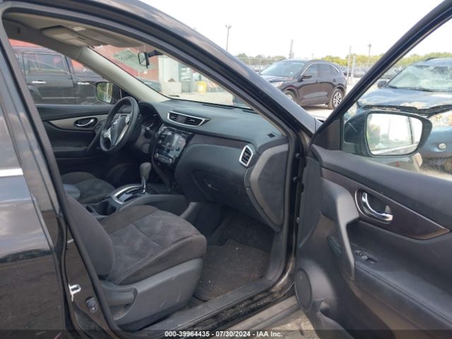 Photo 4 VIN: KNMAT2MVXFP586669 - NISSAN ROGUE 