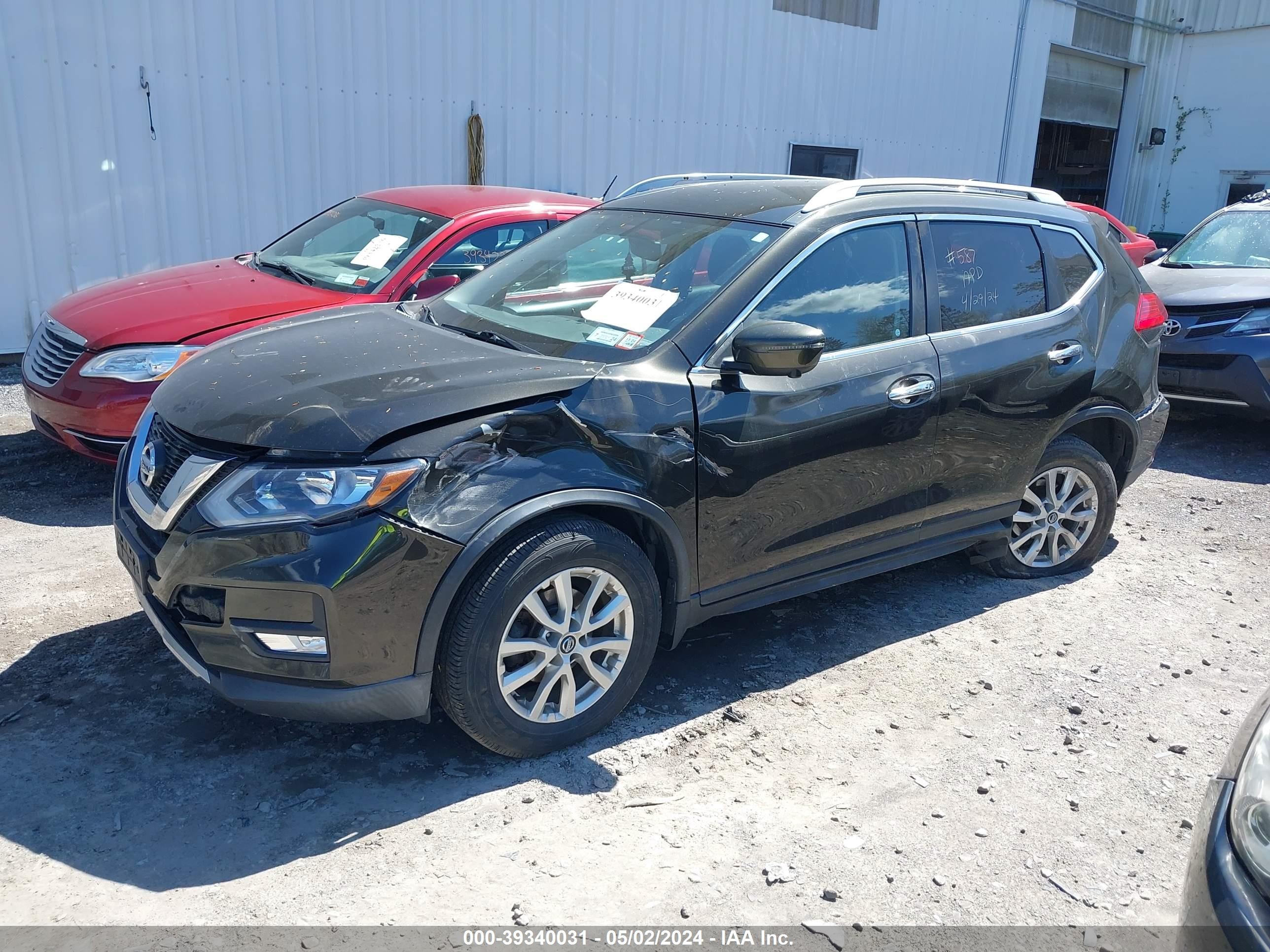 Photo 1 VIN: KNMAT2MVXHP542884 - NISSAN ROGUE 