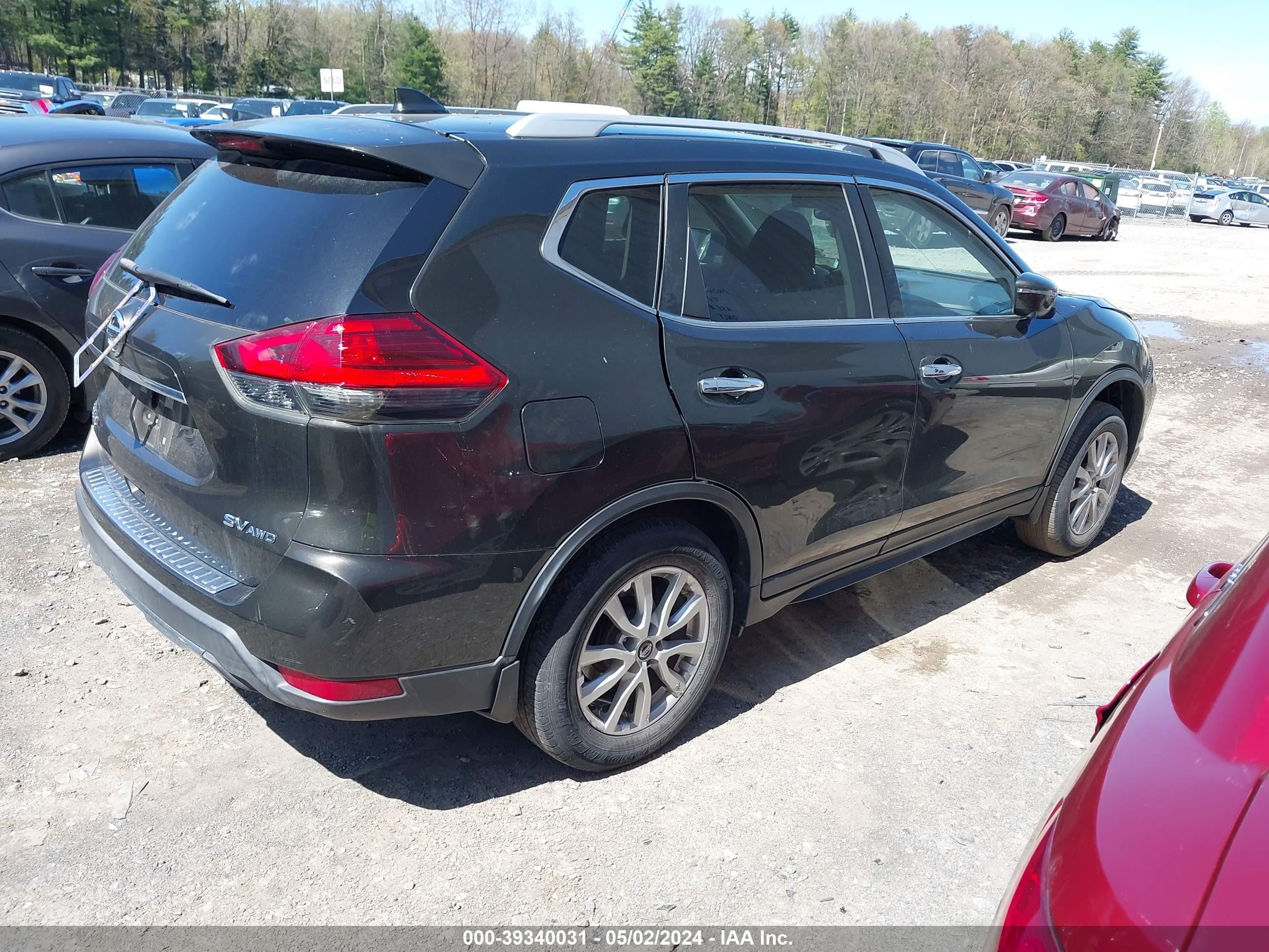 Photo 3 VIN: KNMAT2MVXHP542884 - NISSAN ROGUE 