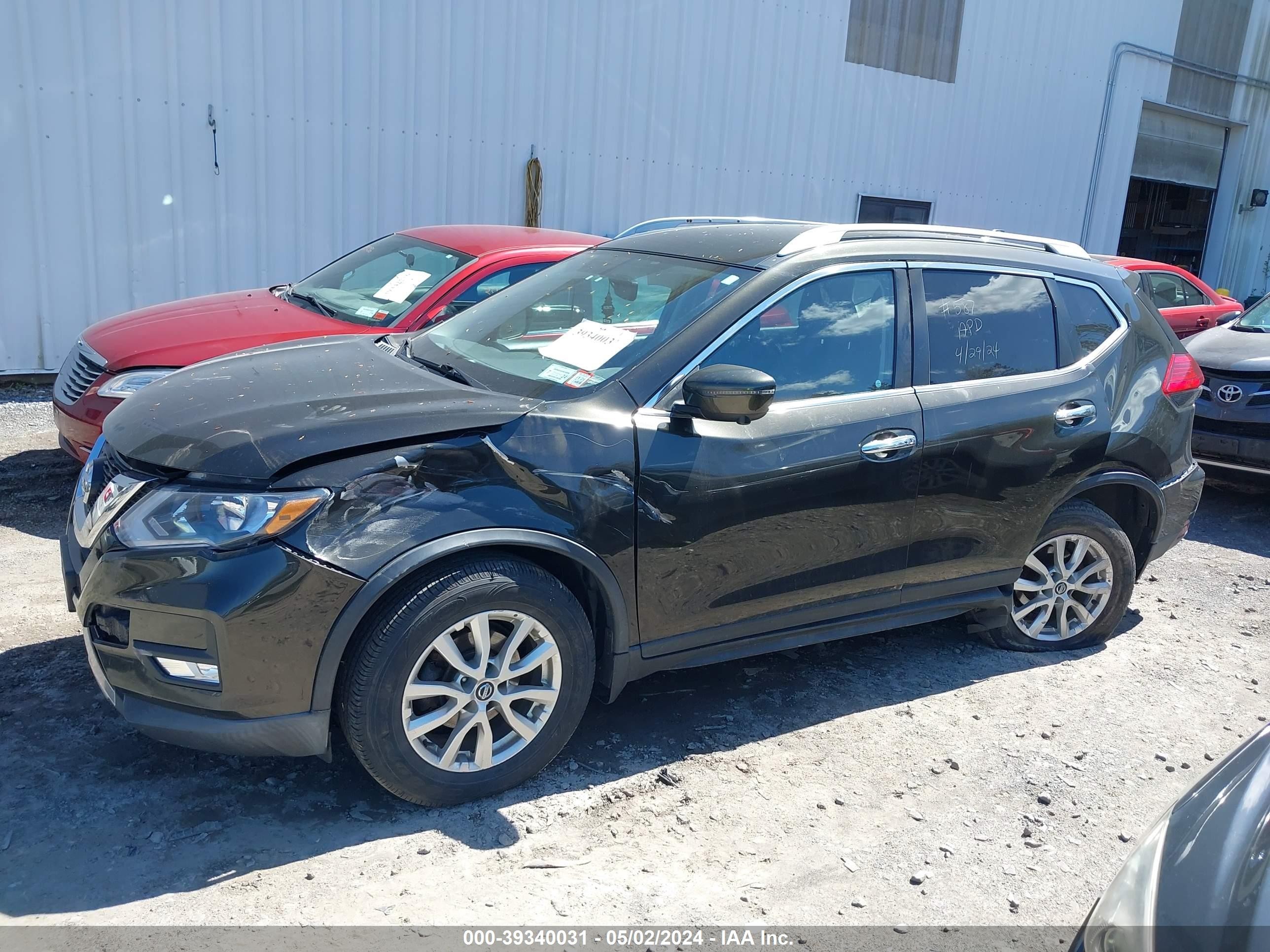 Photo 5 VIN: KNMAT2MVXHP542884 - NISSAN ROGUE 