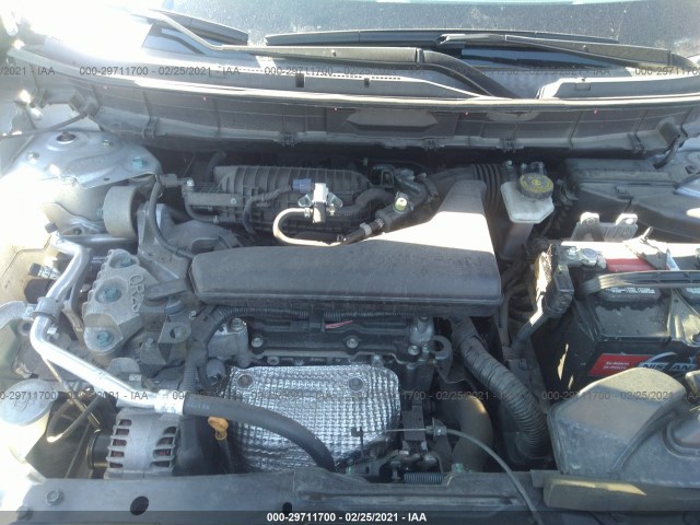 Photo 9 VIN: KNMAT2MVXJP512872 - NISSAN ROGUE 