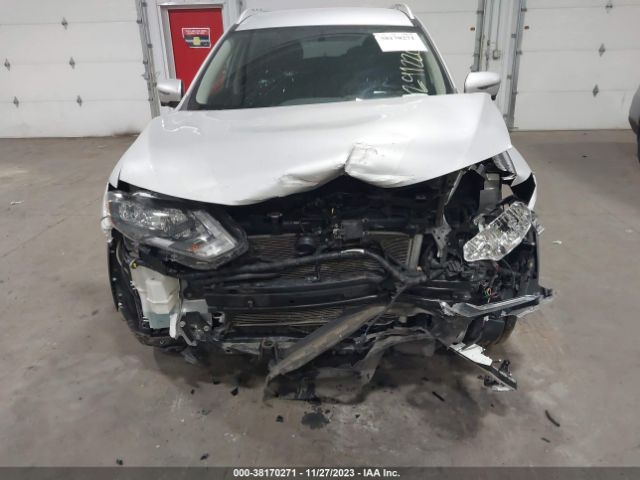 Photo 5 VIN: KNMAT2MVXJP572490 - NISSAN ROGUE 