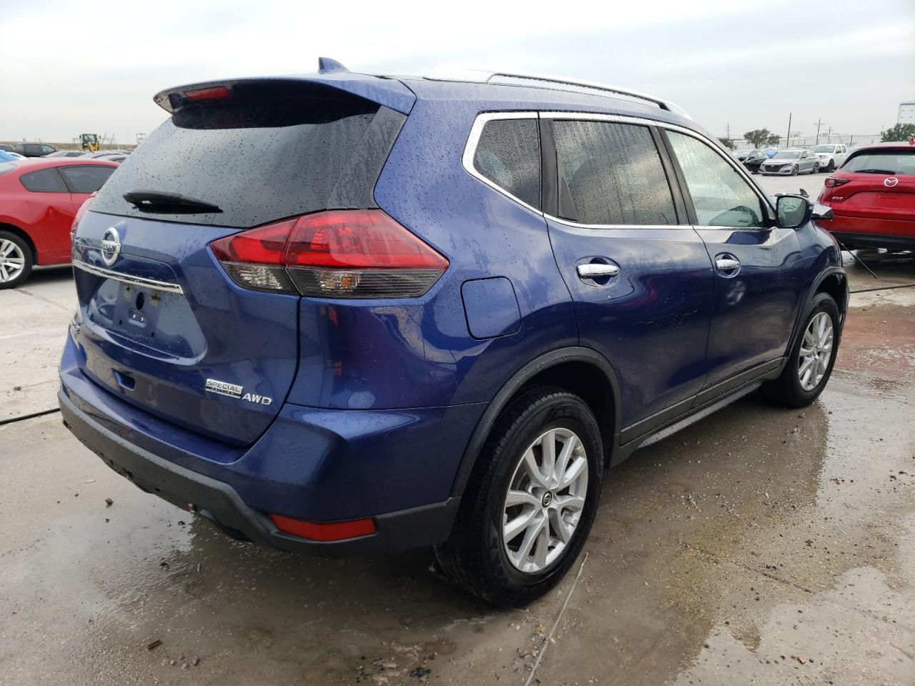 Photo 2 VIN: KNMAT2MVXKP506006 - NISSAN ROGUE 