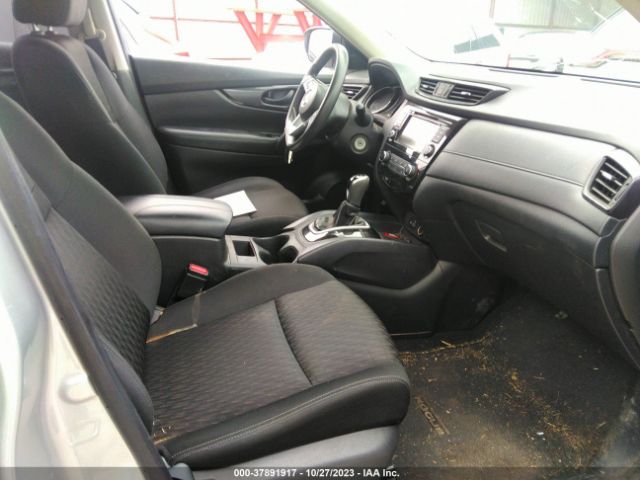 Photo 4 VIN: KNMAT2MVXKP517054 - NISSAN ROGUE 