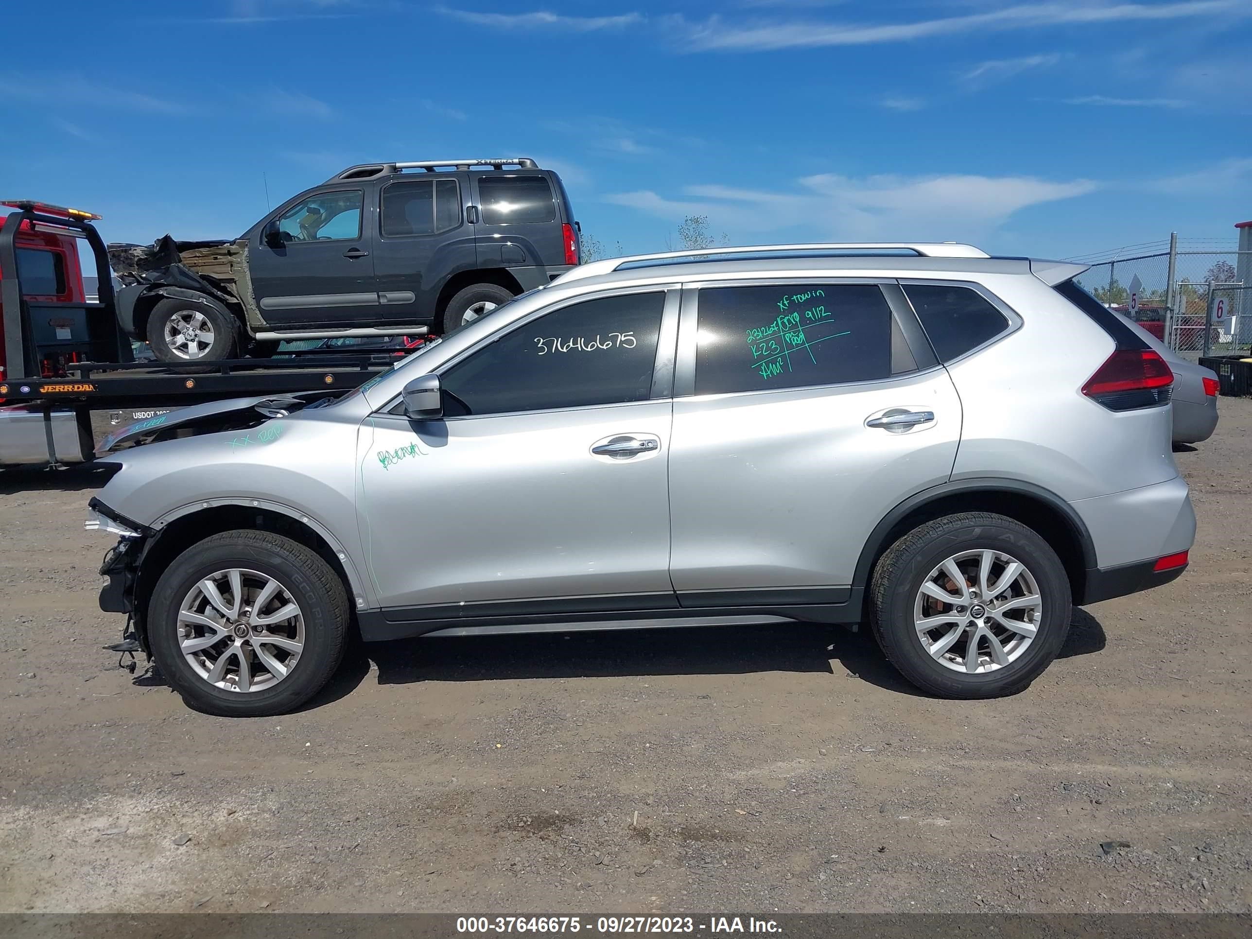 Photo 13 VIN: KNMAT2MVXLP517346 - NISSAN ROGUE 