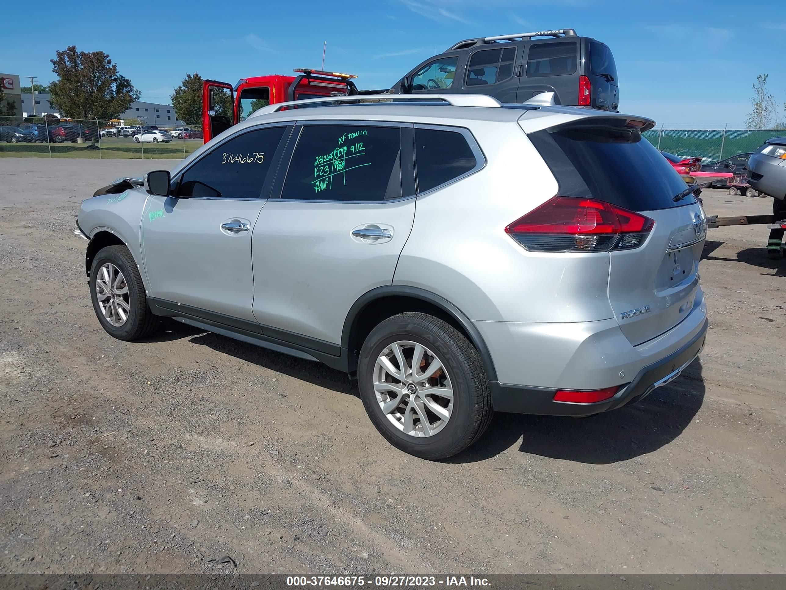 Photo 2 VIN: KNMAT2MVXLP517346 - NISSAN ROGUE 