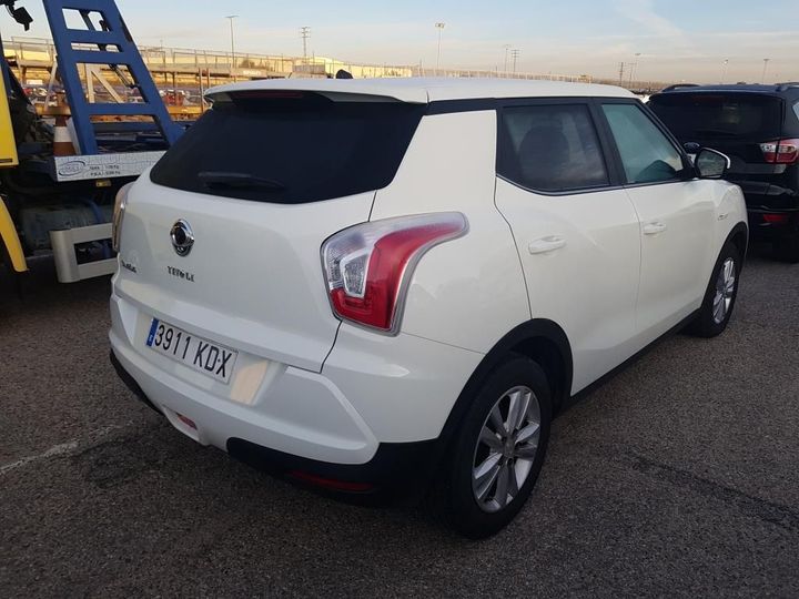 Photo 2 VIN: KPT20A1USHP174101 - SSANGYONG TIVOLI 