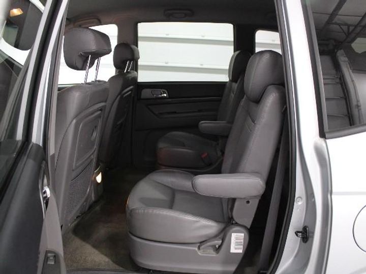 Photo 9 VIN: KPTN0B1TSDP080217 - SSANGYONG TURISMO MPV 