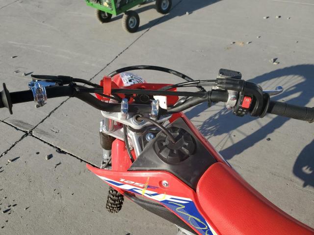 Photo 7 VIN: LALJE0377N3404307 - HONDA CRF125 FB 