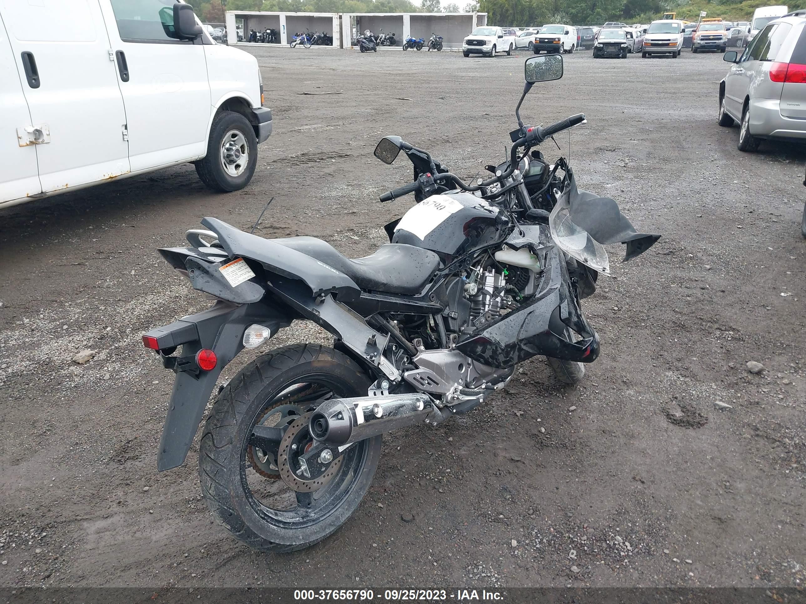 Photo 3 VIN: LC6GJ55F5F1100633 - SUZUKI NULL 