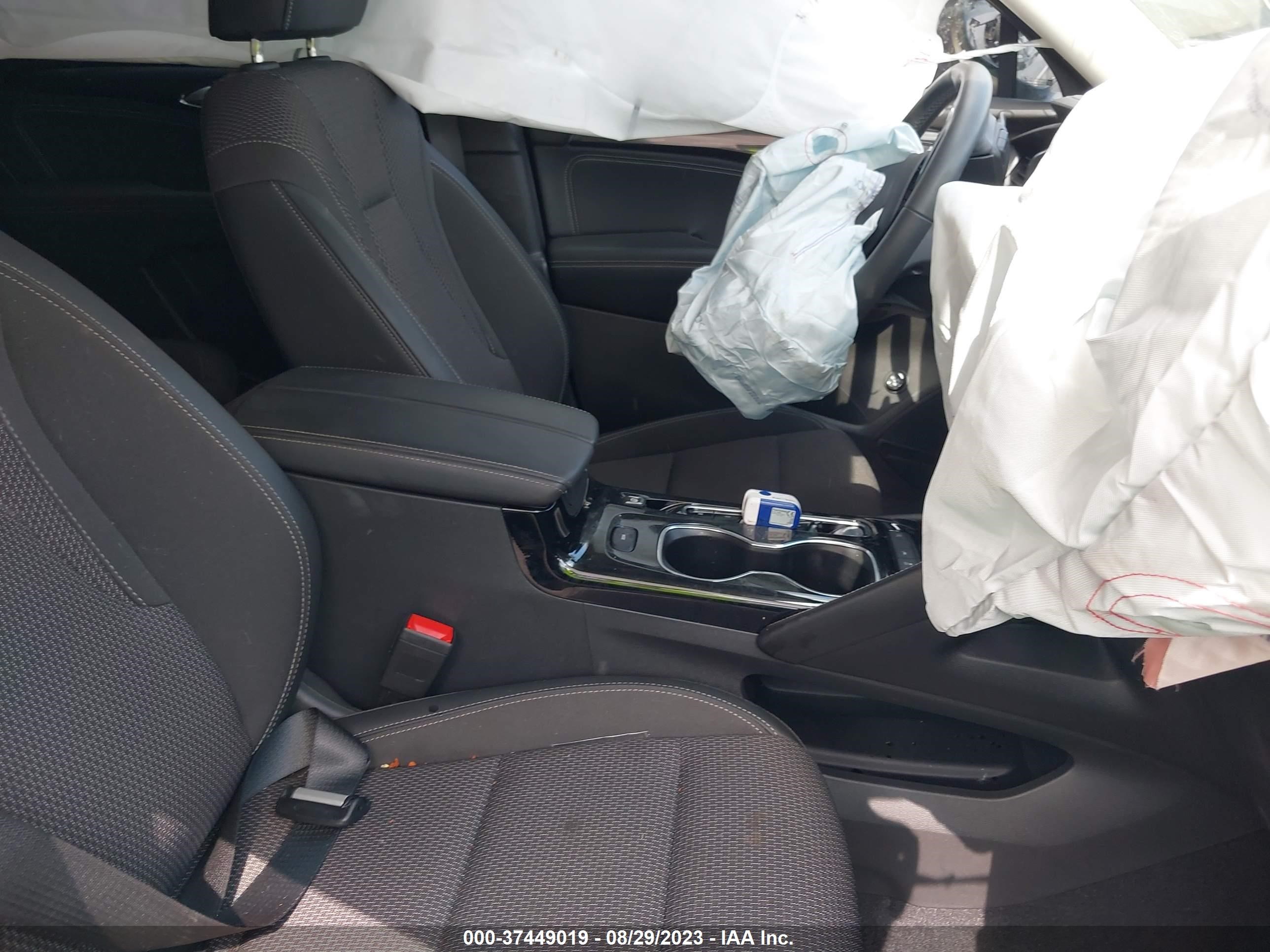 Photo 4 VIN: LRBAZLR42ND160672 - BUICK ENVISION 