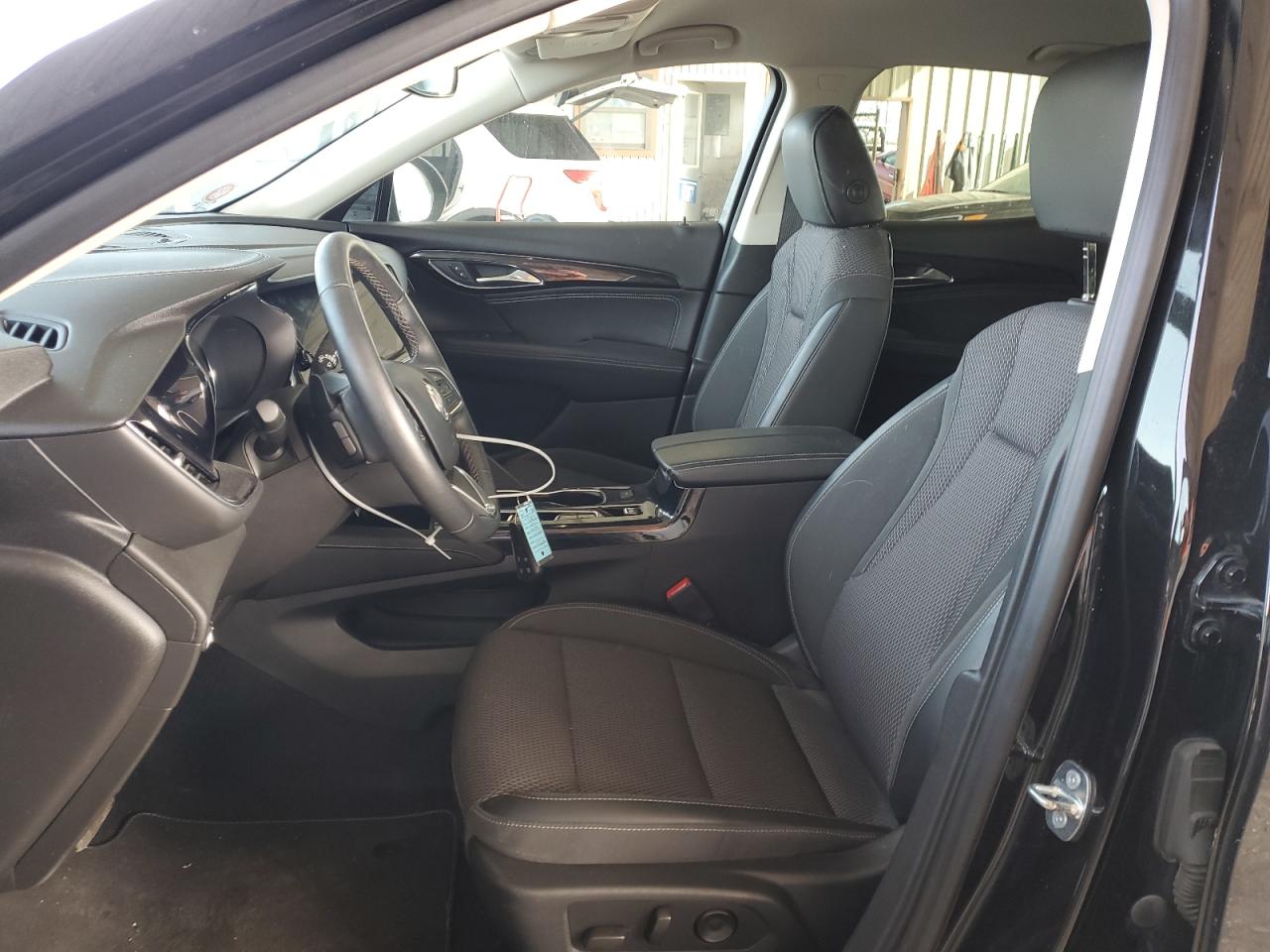 Photo 6 VIN: LRBAZLR44MD166956 - BUICK ENVISION 