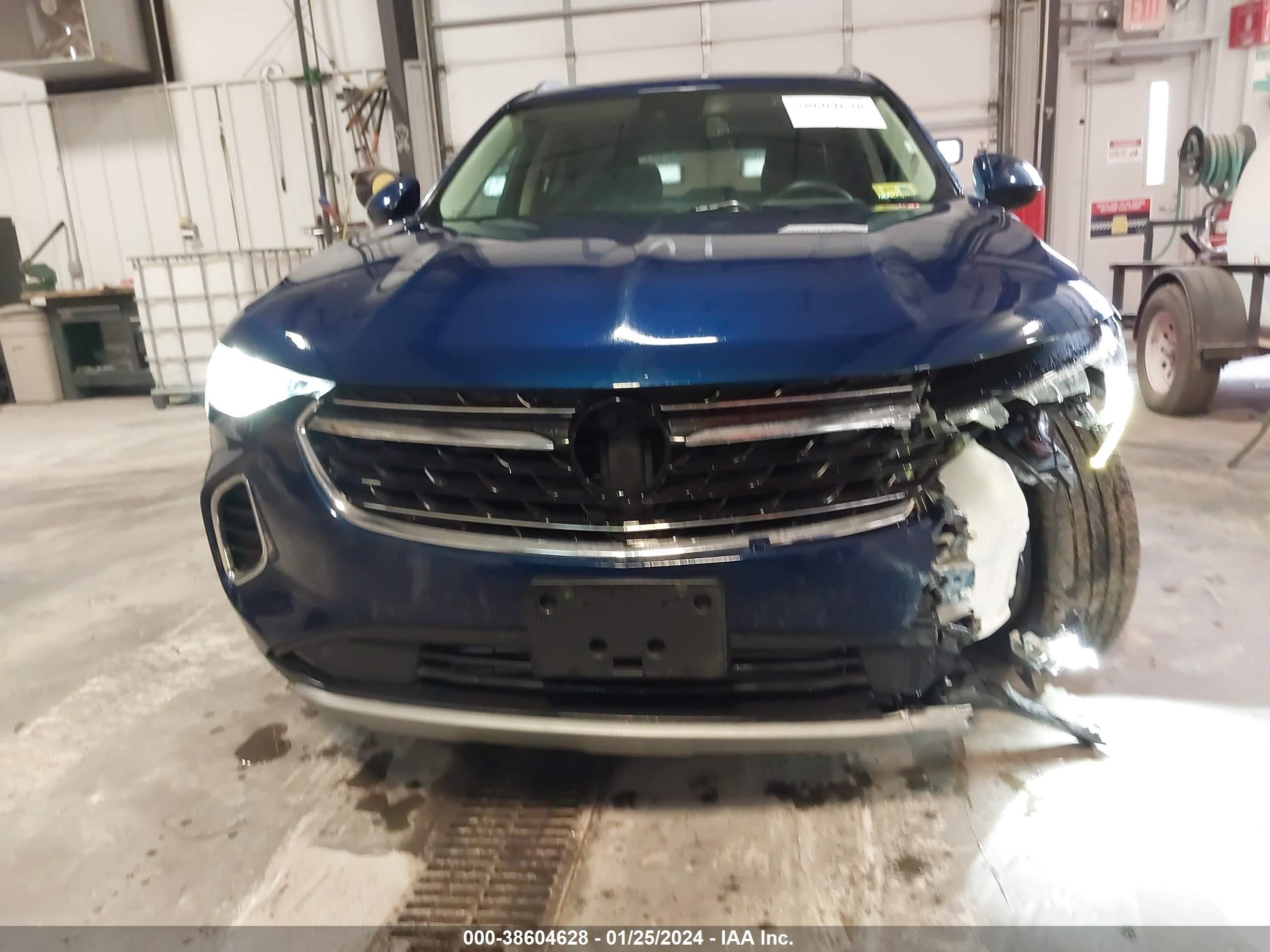 Photo 11 VIN: LRBAZLR48ND164810 - BUICK ENVISION 