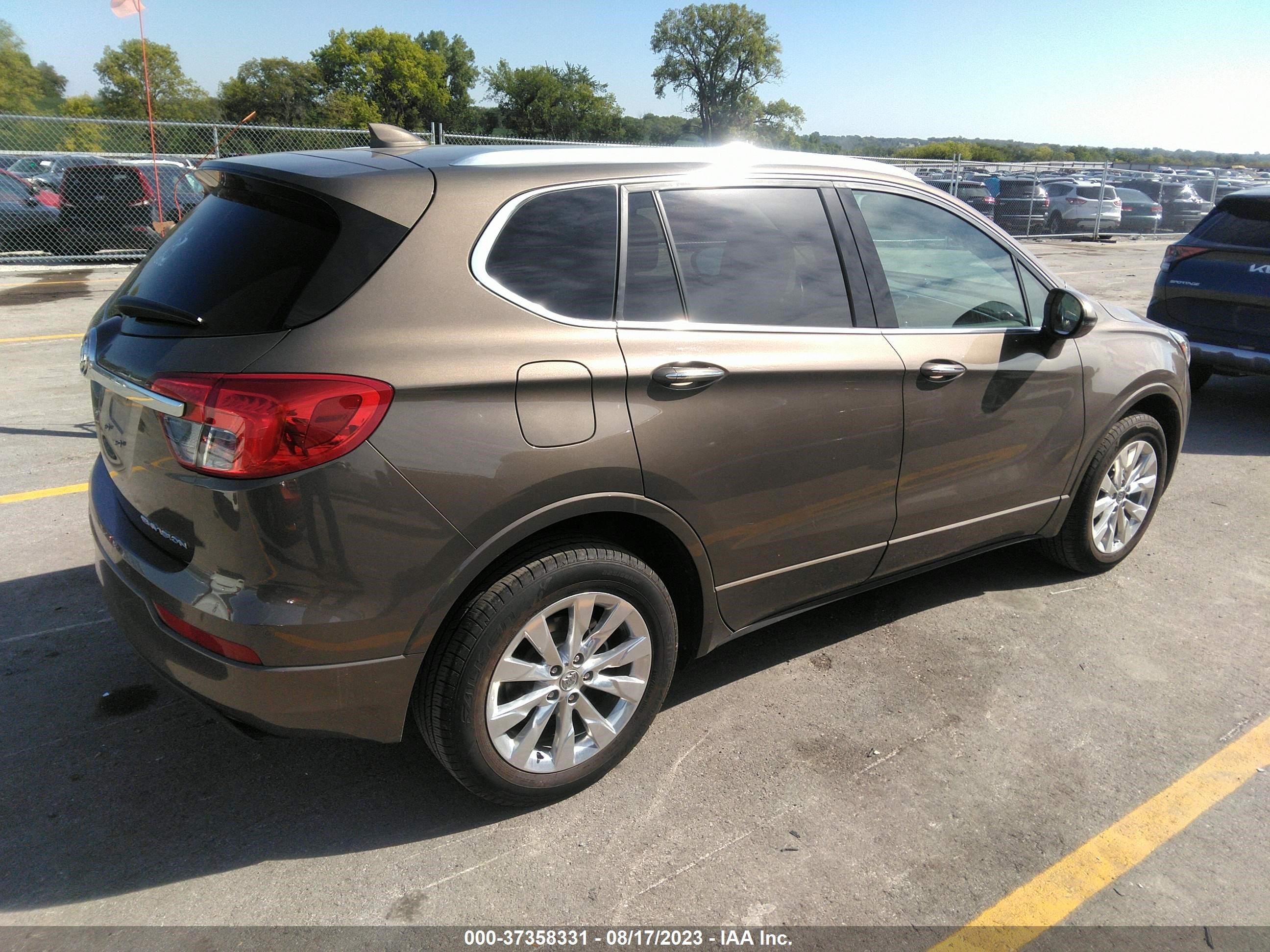 Photo 3 VIN: LRBFX1SA5JD051942 - BUICK ENVISION 