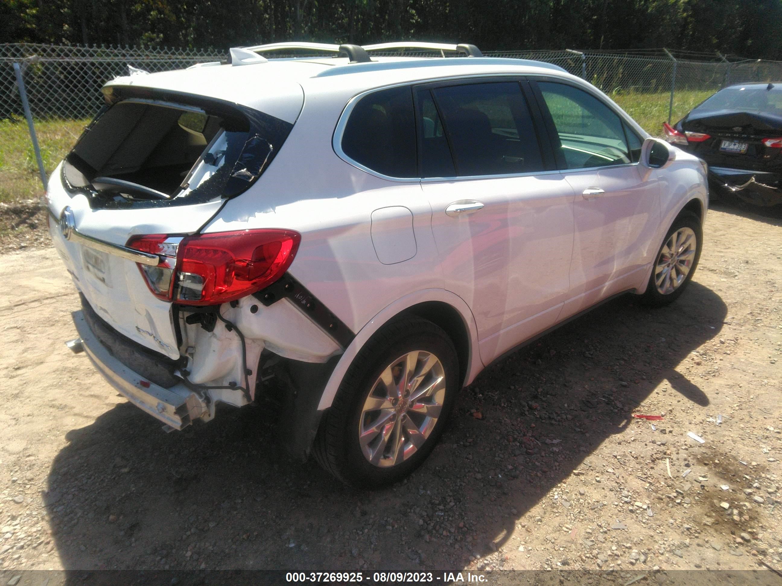 Photo 3 VIN: LRBFX1SA7JD027884 - BUICK ENVISION 