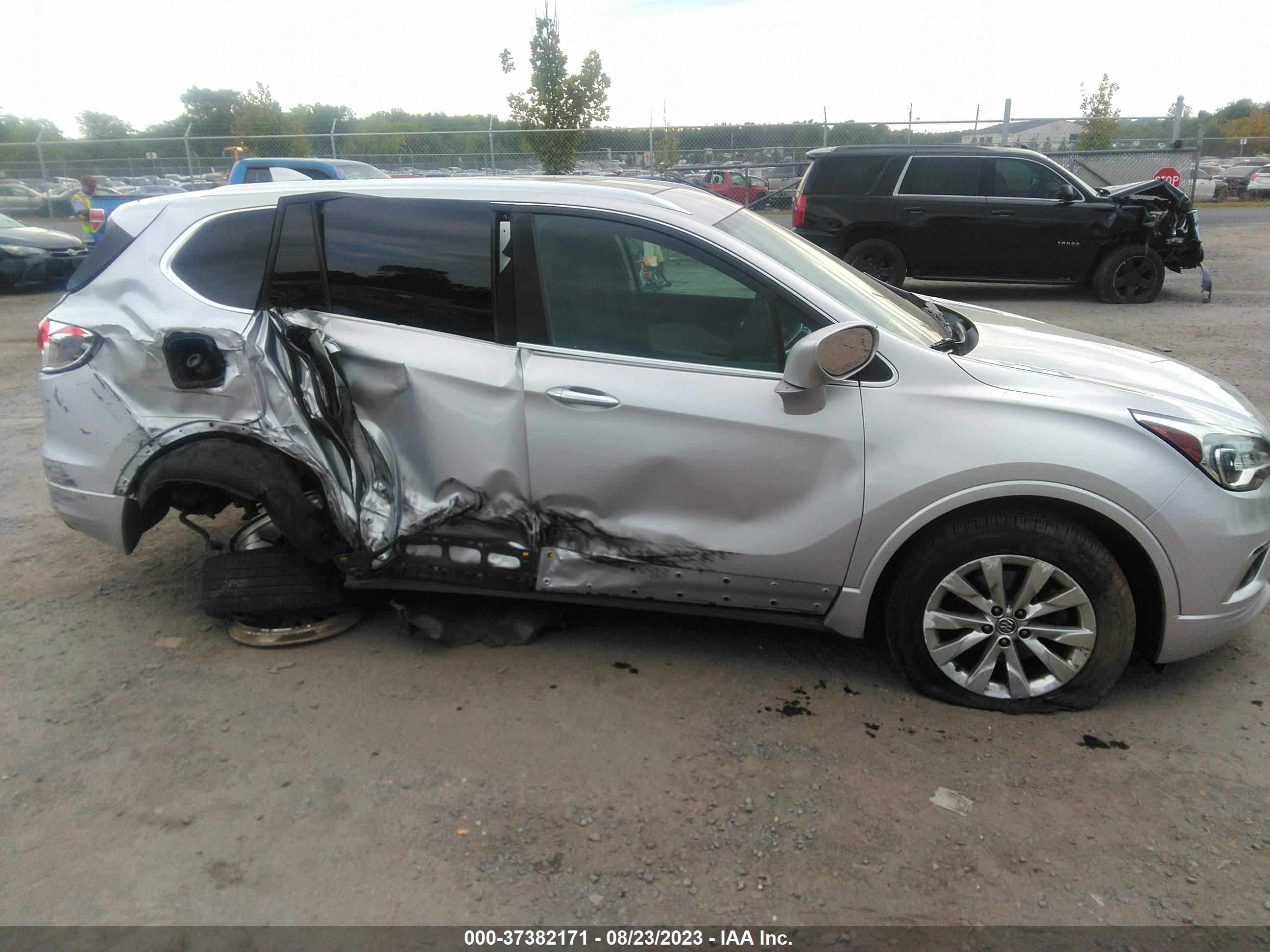 Photo 12 VIN: LRBFX1SA8JD016716 - BUICK ENVISION 